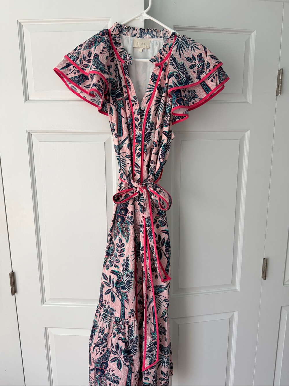 Entro Dress with Fun Botanical Print and Contrast Trim